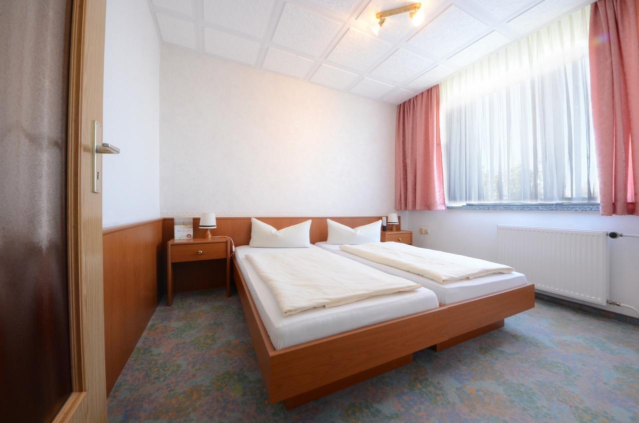 קלברה Land-Gut-Hotel Barbarossa מראה חיצוני תמונה